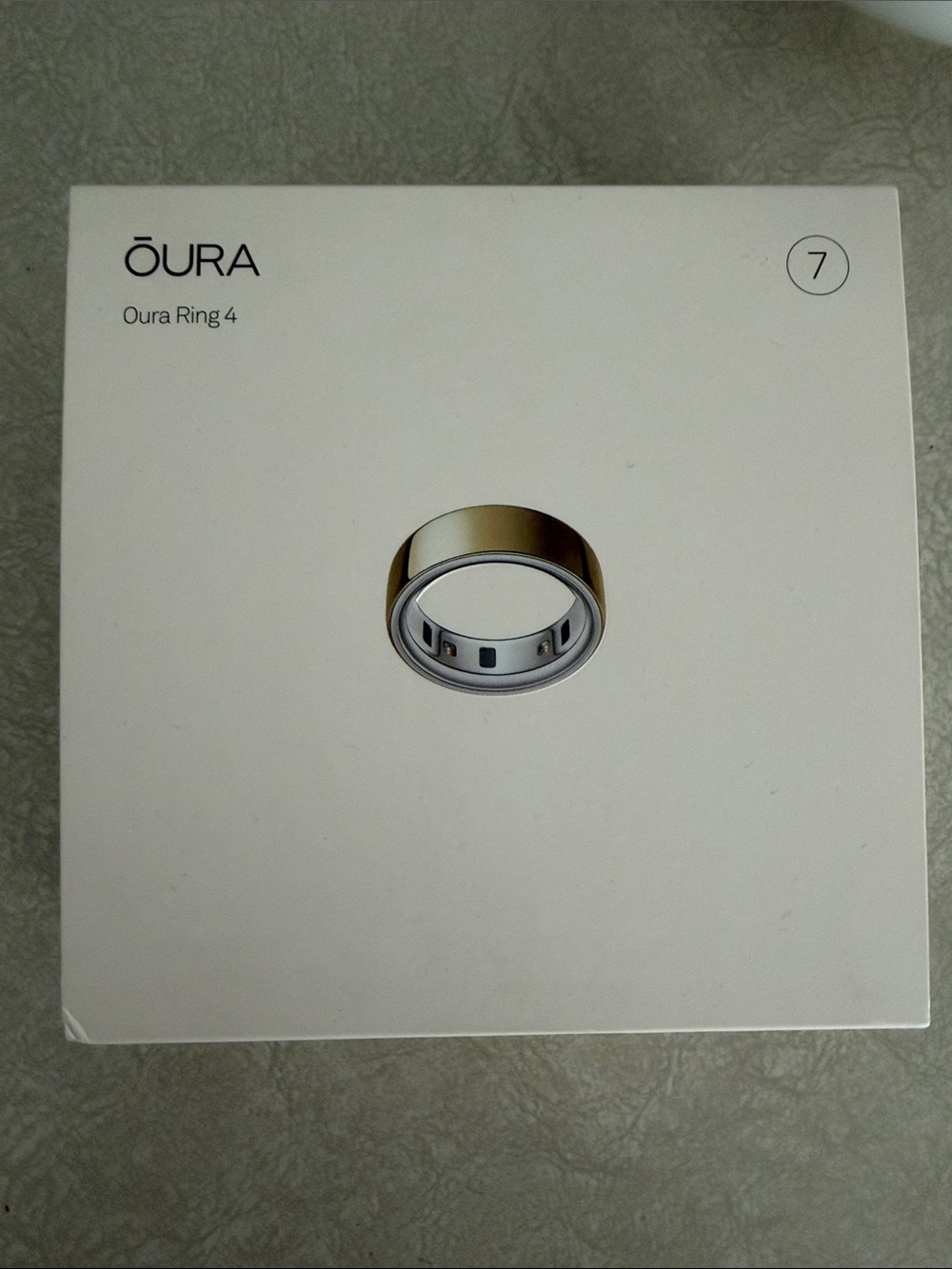 Oura Ring 4 Gold Ring - New in Box